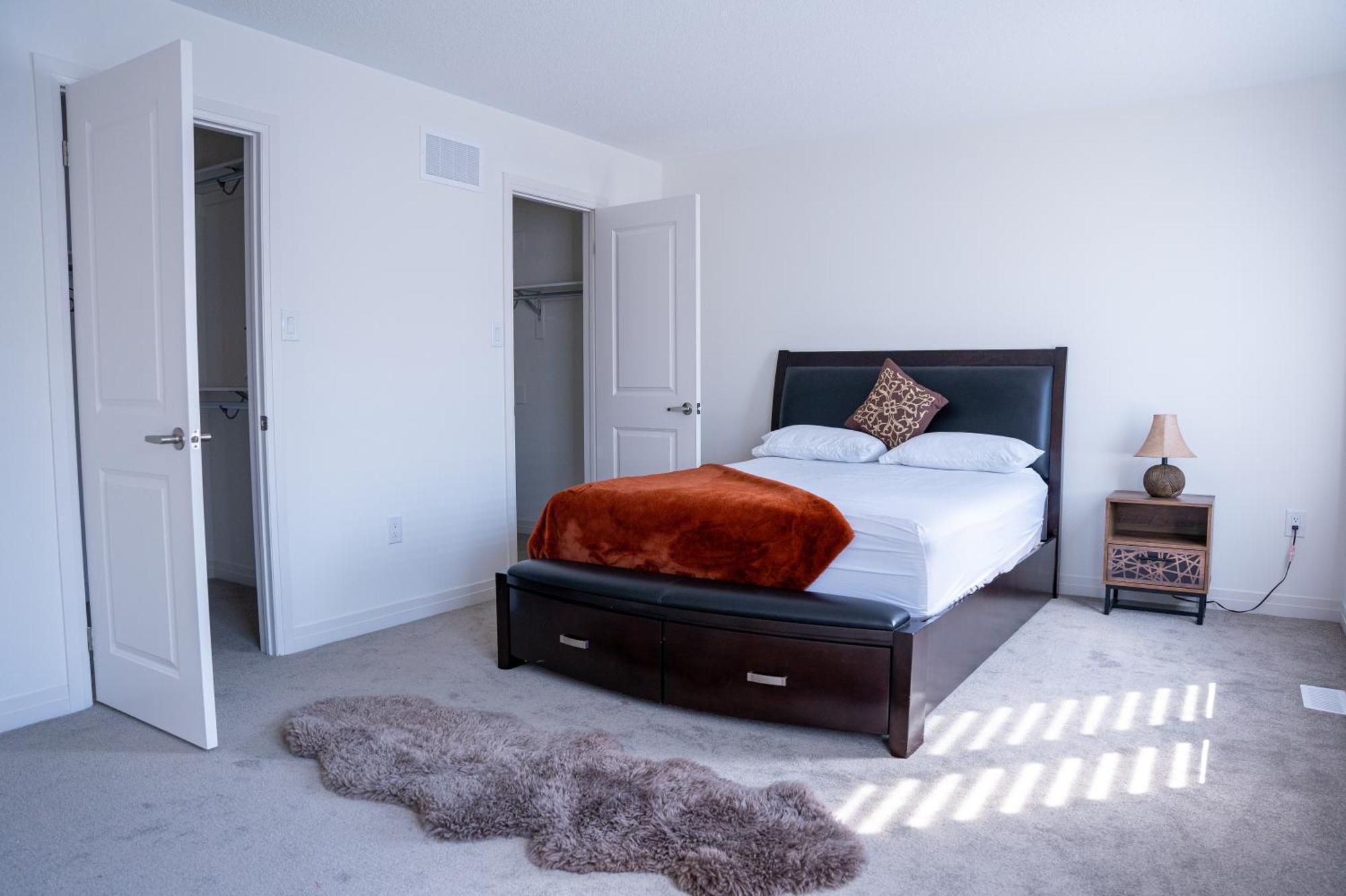Modern 4Br House In Barrie! 빌라 외부 사진