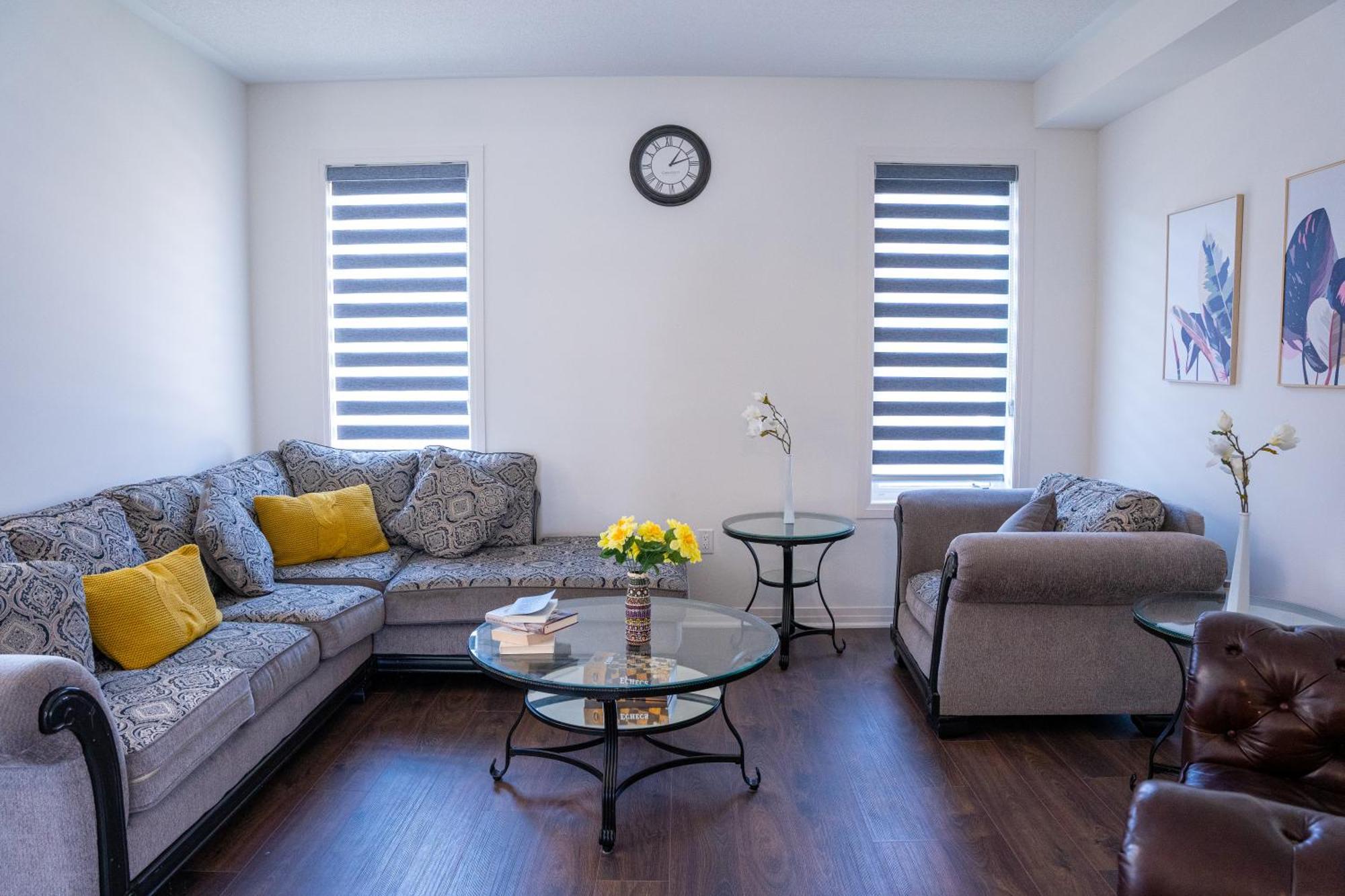 Modern 4Br House In Barrie! 빌라 외부 사진